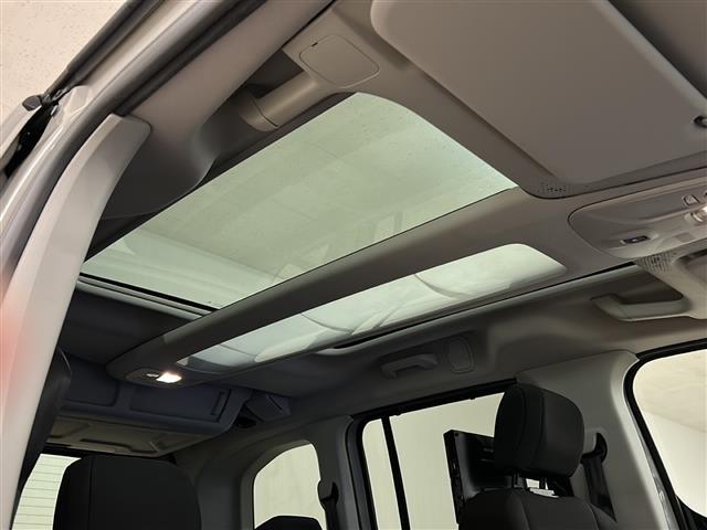 ベルランゴ シャイン　ＸＴＲ　パック　スマートキー　アクティブセーフティブレーキ　インテリジェントハイビーム　パーキングセンサー　ＢＳＭ　純正ナビ　バックカメラ　ＥＴＣ　ＬＥＤヘッドランプ　純正マット　スペアキー　スライドドア　サンルーフ（26枚目）