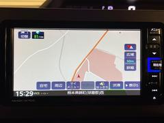 【ナビ】ナビゲーション機能はもちろん、多彩なメディアをお使いいただけます。お好みの音楽と一緒に快適なドライブをお楽しみください。 4