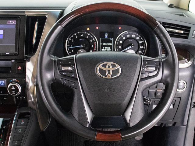 アルファード 3.5GF (禁煙車)(福祉車両)(後席リフトアップシート)(両側電動スライドドア)パワーシート/ハーフレザーシート/後席モニター/シートメモリー/クルーズコントロール/クリアランスソナー/LEDヘッドライト(33枚目)