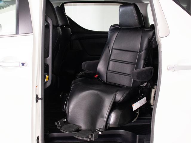 ヴェルファイア 2.5Z 禁煙&ワンオーナー車/福祉車両/後席脱着式サイドリフトアップシート/両側電動スライドドア/新品タイヤ/後席モニター/黒革調シートカバー/バックカメラ/LEDヘッドライト/ソナー/Bluetooth接続(9枚目)
