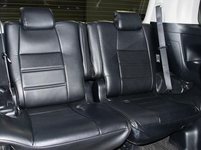 ヴェルファイア 2.5Z 禁煙&ワンオーナー車/福祉車両/後席脱着式サイドリフトアップシート/両側電動スライドドア/新品タイヤ/後席モニター/黒革調シートカバー/バックカメラ/LEDヘッドライト/ソナー/Bluetooth接続(28枚目)