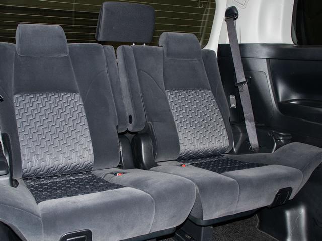 ヴェルファイア ２．５Ｚ　（福祉車両）（サウドリフトアップシート）（両側電動スライドドア）（後席モニター）Ｋｅｎｗｏｏｄナビゲーション／バックカメラ／クリアランスソナー／フルセグＴＶ／Ｂｌｕｅｔｏｏｔｈ接続／ＬＥＤヘッドライト（27枚目）