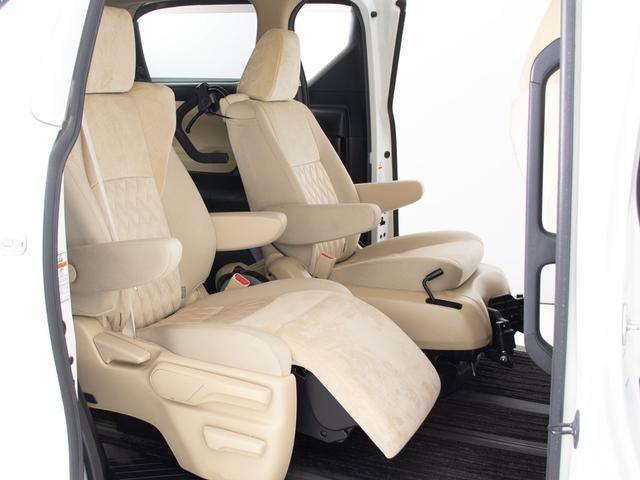 アルファードハイブリッド X (禁煙・ワンオーナー車)(福祉車脱着可能車いす式サイドリフトアップシート)(点検記録簿9枚)(純正10型ナビ)後席モニター/トヨタセーフティセンス/バックカメラ/両側自動ドア/AC100V電源/(28枚目)