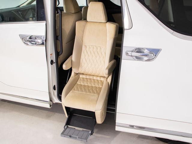 アルファード ２．５Ｘ　（禁煙車）（福祉車両サイドリフトアップシート）（モデリスタフルエアロ）レオニス１９インチアルミ／純正１０型ナビ／後席モニター／トヨタセーフティセンス／踏み間違え防止装置／ＡＣ１００Ｖ電源／両側自動ドア（8枚目）