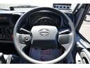 　パッカー車プレス式（塵芥車）４．３立米　２ｔ積載　連続作動スイッチ　汚水タンク　極東開発ＧＢ４３－２２０　６ＭＴ　排出板押出式　ＬＥＤヘッドライト　ＬＥＤフォグランプ　キャブ内操作スイッチ（35枚目）