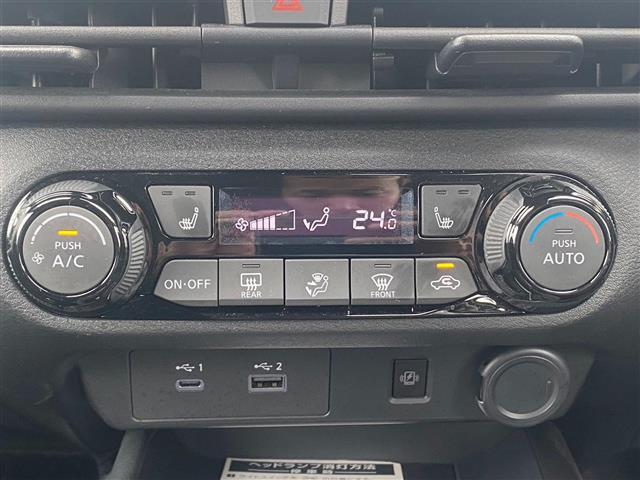 ノート Ｘ　純正ナビＡＭ／ＦＭ／ＵＳＢ／ＢＴ／ＨＤＭＩアラウンドビューモニタープロパイロットエマージェンシーブレーキ車線逸脱警報ビルトインＥＴＣ２．０置くだけ充電デジタルインナーミラーシートヒーターＬＥＤライト（16枚目）