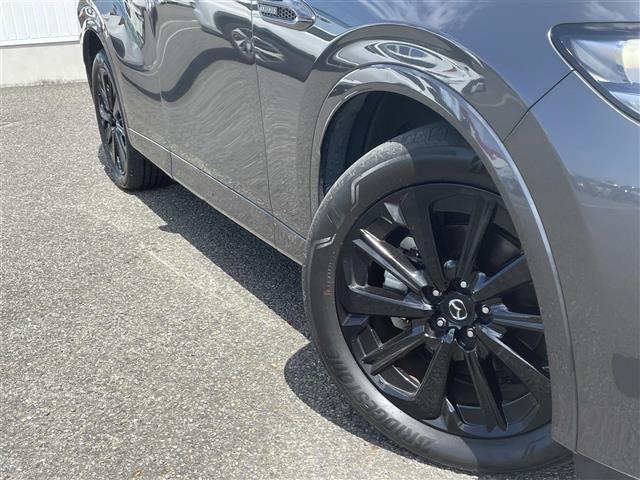 ＣＸ－６０ ＸＤ－ハイブリッド　エクスクルーシブスポーツ　純正ＳＤナビＤＴＶ　全周囲カメラ　黒革シート　ＬＥＤライト　ＥＴＣ　シートヒーター　ハンドルヒーター　置くだけ充電　Ｍｉ－ＤＲＩＶＥ　ＩＳＯＦＩＸ　ｉ－ｓｔｏｐ　ＡＵＴＯＨＯＲＤ　リアスポイラー（36枚目）