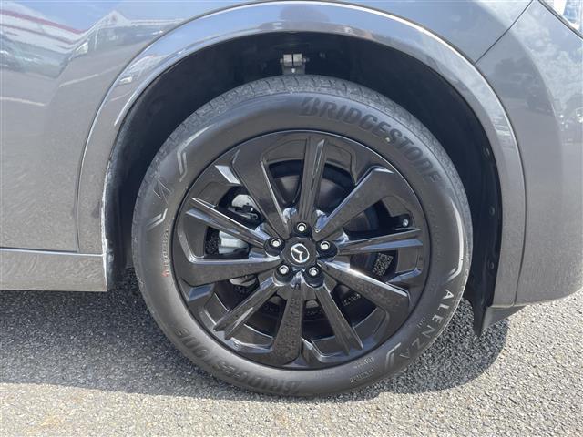ＣＸ－６０ ＸＤ－ハイブリッド　エクスクルーシブスポーツ　純正ＳＤナビＤＴＶ　全周囲カメラ　黒革シート　ＬＥＤライト　ＥＴＣ　シートヒーター　ハンドルヒーター　置くだけ充電　Ｍｉ－ＤＲＩＶＥ　ＩＳＯＦＩＸ　ｉ－ｓｔｏｐ　ＡＵＴＯＨＯＲＤ　リアスポイラー（41枚目）