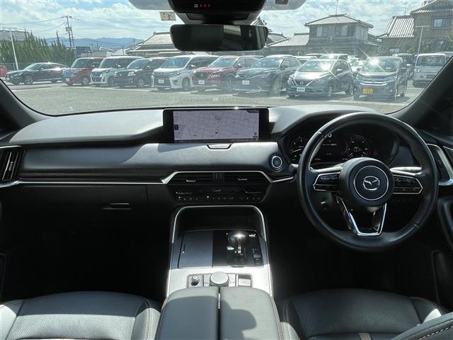 ＣＸ－６０ ＸＤ－ハイブリッド　エクスクルーシブスポーツ　純正ＳＤナビＤＴＶ　全周囲カメラ　黒革シート　ＬＥＤライト　ＥＴＣ　シートヒーター　ハンドルヒーター　置くだけ充電　Ｍｉ－ＤＲＩＶＥ　ＩＳＯＦＩＸ　ｉ－ｓｔｏｐ　ＡＵＴＯＨＯＲＤ　リアスポイラー（42枚目）