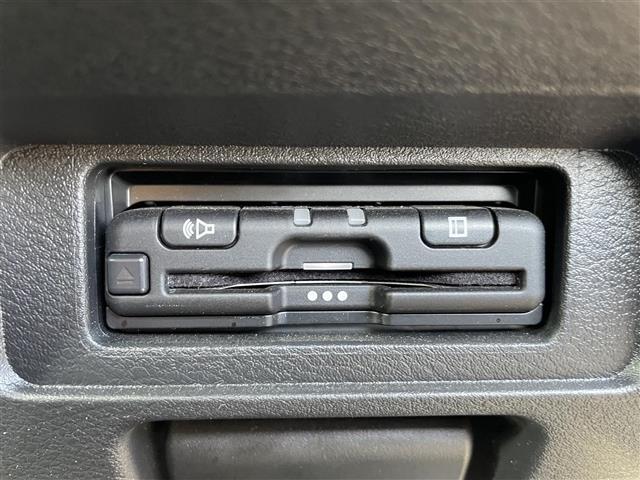 オーラ Ｇ　レザーエディション　社外ナビ　フルセグＴＶ　全周囲カメラ　エマージェンシーブレーキ　レーンキープアシスト　後側方支援標識　認識機能　ふらつき警報　オートマチックハイビーム　デジタルインナーミラー　前席シートヒーター（12枚目）
