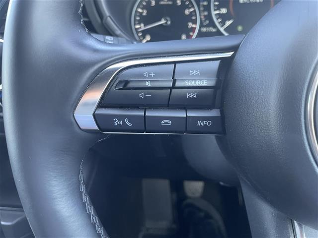 MAZDA3ファストバック 20S レトロスポーツエディション 純正ナビ/アンドロイドオート/アップルカープレイ/フルセグTV/全方位カメラ/レーダークルーズコントロール/ブラインドスポットモニター/ヘッドアップディスプレイ/前後ドライブレコーダー/ETC(18枚目)