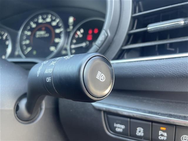 MAZDA3ファストバック 20S レトロスポーツエディション 純正ナビ/アンドロイドオート/アップルカープレイ/フルセグTV/全方位カメラ/レーダークルーズコントロール/ブラインドスポットモニター/ヘッドアップディスプレイ/前後ドライブレコーダー/ETC(21枚目)