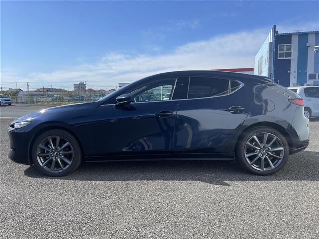 MAZDA3ファストバック 20S レトロスポーツエディション 純正ナビ/アンドロイドオート/アップルカープレイ/フルセグTV/全方位カメラ/レーダークルーズコントロール/ブラインドスポットモニター/ヘッドアップディスプレイ/前後ドライブレコーダー/ETC(40枚目)