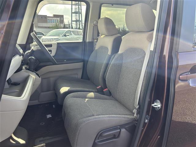 N-BOX G・EXホンダセンシング 純正ナビバックカメラホンダセンシング後方コーナーセンサーステアリングリモコン電動格納ミラーウィンカーミラー片側パワースライドドア前方ドライブレコーダードアバイザービルトインETC純正フロアマット(29枚目)