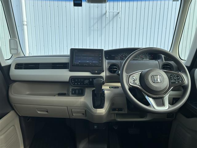 N-BOX G・EXホンダセンシング 純正ナビバックカメラホンダセンシング後方コーナーセンサーステアリングリモコン電動格納ミラーウィンカーミラー片側パワースライドドア前方ドライブレコーダードアバイザービルトインETC純正フロアマット(42枚目)