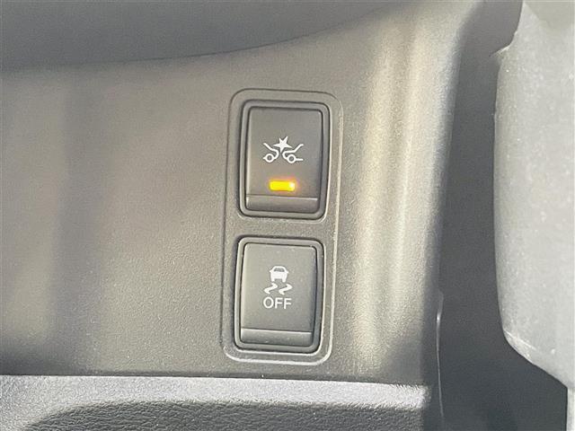 セレナ ハイウェイスター プロパイロットエディション 純正ナビフルセグTVバックカメラフリップダウンモニタープロパイロット衝突軽減ブレーキレーンキープアシスト標識認識機能横滑り防止装置両側電動スライドドアETC電動パーキングブレーキオートホールドブレーキ(14枚目)