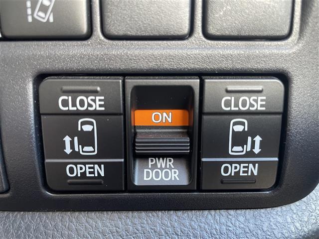 ヴォクシー ZS 煌II 純正ナビフリップダウンバックカメラトヨタセーフティセンス前後コーナーセンサー革巻きステアリングステアリングリモコン純正後席用モニターオートライトLEDライトフォグランプルトインETC(14枚目)