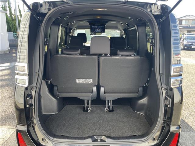 ヴォクシー ZS 煌II 純正ナビフリップダウンバックカメラトヨタセーフティセンス前後コーナーセンサー革巻きステアリングステアリングリモコン純正後席用モニターオートライトLEDライトフォグランプルトインETC(32枚目)