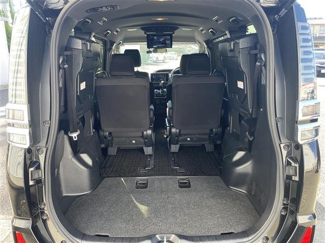 ヴォクシー ZS 煌II 純正ナビフリップダウンバックカメラトヨタセーフティセンス前後コーナーセンサー革巻きステアリングステアリングリモコン純正後席用モニターオートライトLEDライトフォグランプルトインETC(33枚目)