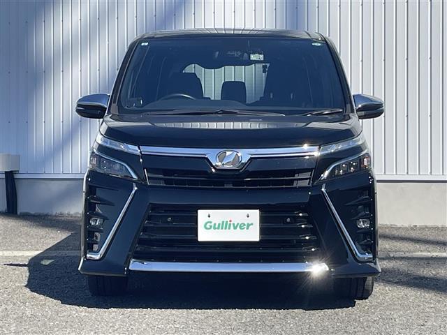 ヴォクシー ZS 煌II 純正ナビフリップダウンバックカメラトヨタセーフティセンス前後コーナーセンサー革巻きステアリングステアリングリモコン純正後席用モニターオートライトLEDライトフォグランプルトインETC(35枚目)