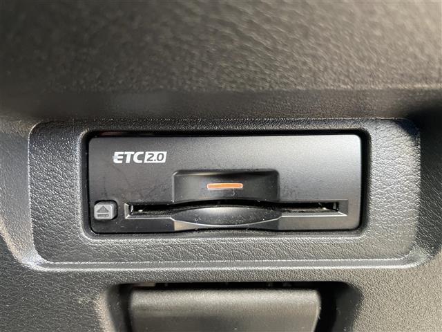 オーラ G 純正ナビフルセグTVアラウンドビューモニターエマージェンシーブレーキ側方支援後側方支援標識認識機能ふらつき警報オートマチックハイビームプロパイロットBOSEサウンドシステム置くだけ充電デジタルミラー(13枚目)