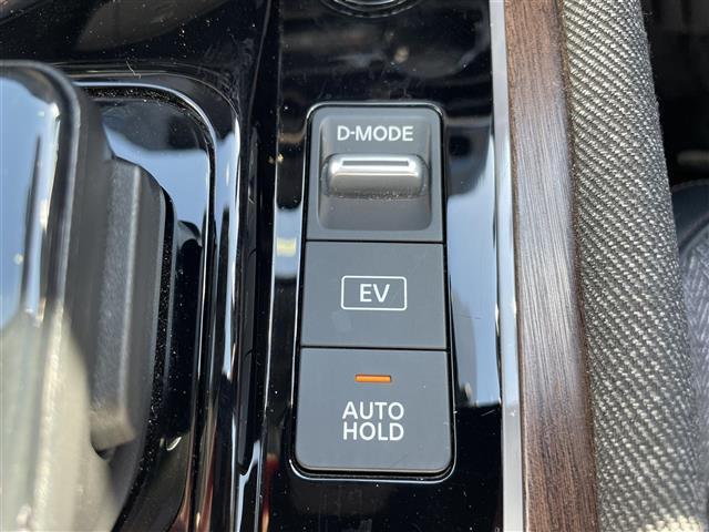 オーラ G 純正ナビフルセグTVアラウンドビューモニターエマージェンシーブレーキ側方支援後側方支援標識認識機能ふらつき警報オートマチックハイビームプロパイロットBOSEサウンドシステム置くだけ充電デジタルミラー(18枚目)