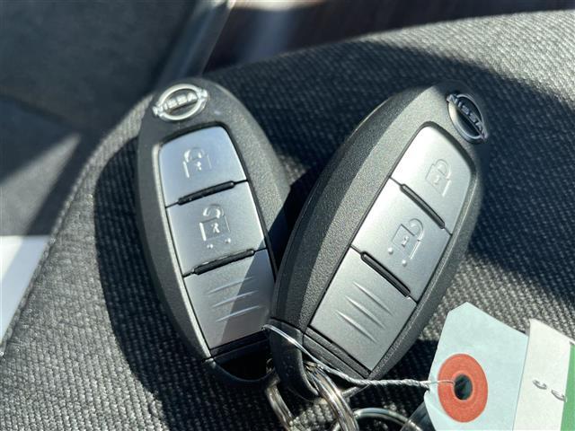 オーラ G 純正ナビフルセグTVアラウンドビューモニターエマージェンシーブレーキ側方支援後側方支援標識認識機能ふらつき警報オートマチックハイビームプロパイロットBOSEサウンドシステム置くだけ充電デジタルミラー(21枚目)