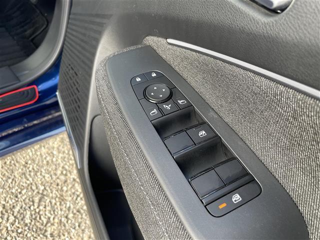 オーラ G 純正ナビフルセグTVアラウンドビューモニターエマージェンシーブレーキ側方支援後側方支援標識認識機能ふらつき警報オートマチックハイビームプロパイロットBOSEサウンドシステム置くだけ充電デジタルミラー(23枚目)