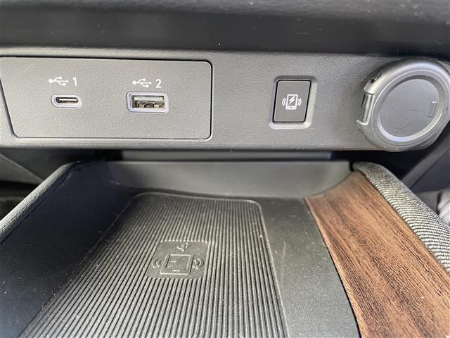 オーラ G 純正ナビフルセグTVアラウンドビューモニターエマージェンシーブレーキ側方支援後側方支援標識認識機能ふらつき警報オートマチックハイビームプロパイロットBOSEサウンドシステム置くだけ充電デジタルミラー(24枚目)