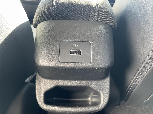 オーラ G 純正ナビフルセグTVアラウンドビューモニターエマージェンシーブレーキ側方支援後側方支援標識認識機能ふらつき警報オートマチックハイビームプロパイロットBOSEサウンドシステム置くだけ充電デジタルミラー(26枚目)