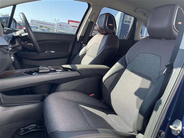 オーラ G 純正ナビフルセグTVアラウンドビューモニターエマージェンシーブレーキ側方支援後側方支援標識認識機能ふらつき警報オートマチックハイビームプロパイロットBOSEサウンドシステム置くだけ充電デジタルミラー(28枚目)