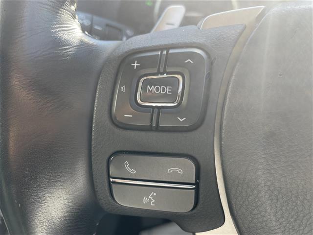 NX NX300h 純正ナビフルセグTV全周囲カメラブラインドスポットモニタードライブレコーダーETC2.0LEDヘッドライトオートライトフォグランプクルーズコントロール革巻きステアリングステアリングスイッチ(7枚目)