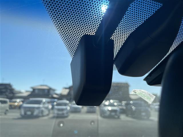 NX NX300h 純正ナビフルセグTV全周囲カメラブラインドスポットモニタードライブレコーダーETC2.0LEDヘッドライトオートライトフォグランプクルーズコントロール革巻きステアリングステアリングスイッチ(13枚目)