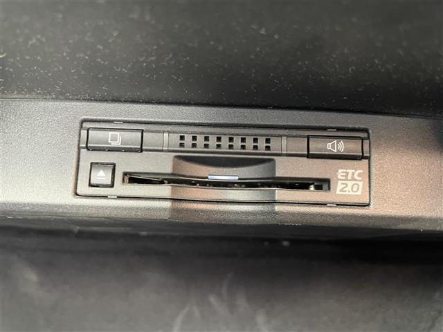 NX NX300h 純正ナビフルセグTV全周囲カメラブラインドスポットモニタードライブレコーダーETC2.0LEDヘッドライトオートライトフォグランプクルーズコントロール革巻きステアリングステアリングスイッチ(14枚目)