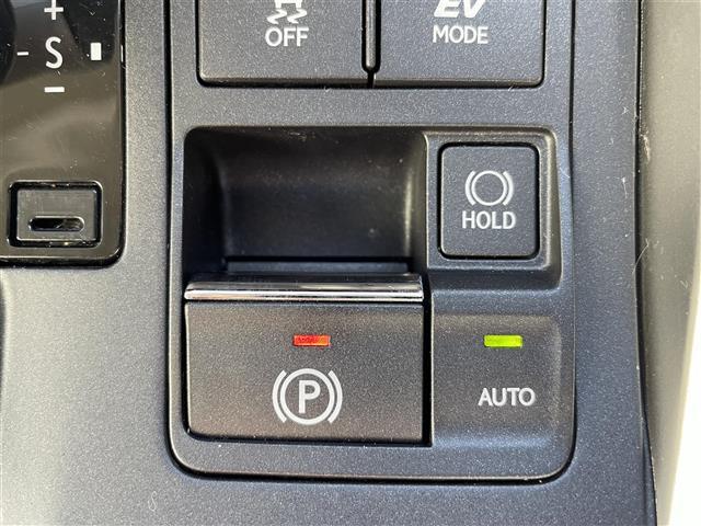 NX NX300h 純正ナビフルセグTV全周囲カメラブラインドスポットモニタードライブレコーダーETC2.0LEDヘッドライトオートライトフォグランプクルーズコントロール革巻きステアリングステアリングスイッチ(17枚目)