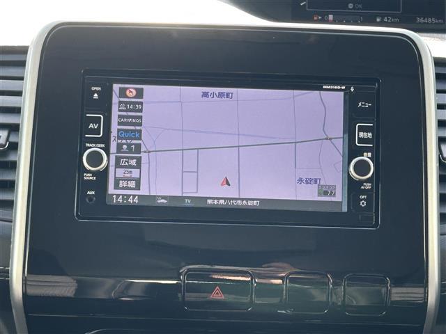 セレナ ハイウェイスター　プロパイロットエディション　純正ナビフルセグＴＶアラウンドビューモニターフリップダウンモニタープロパイロットエマージェンシーブレーキレーンキープアシスト横滑り防止ＥＴＣ両側電動スライドドア革巻きステアリングステアリングスイッチ（4枚目）