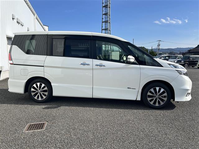 セレナ ハイウェイスター　プロパイロットエディション　純正ナビフルセグＴＶアラウンドビューモニターフリップダウンモニタープロパイロットエマージェンシーブレーキレーンキープアシスト横滑り防止ＥＴＣ両側電動スライドドア革巻きステアリングステアリングスイッチ（34枚目）