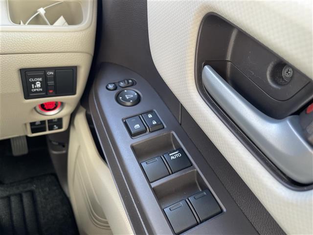 N-BOX G・Lホンダセンシング 社外ナビバックカメラホンダセンシング・衝突軽減ブレーキ・レーンキープアシスト・レーダークルーズコントロール・先行車発進お知らせ・標識認識機能左側電動スライドETCLEDヘッドライトオートライト(20枚目)