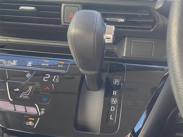 デイズ ハイウェイスター Gターボ 純正ナビフルセグTVバックカメラ前方ドラレコエマージェンシーブレーキ車線逸脱警報前後コーナーセンサーアイドリングストップETCステアリングリモコン電動格納ミラーミラーウインカープッシュスタート(9枚目)