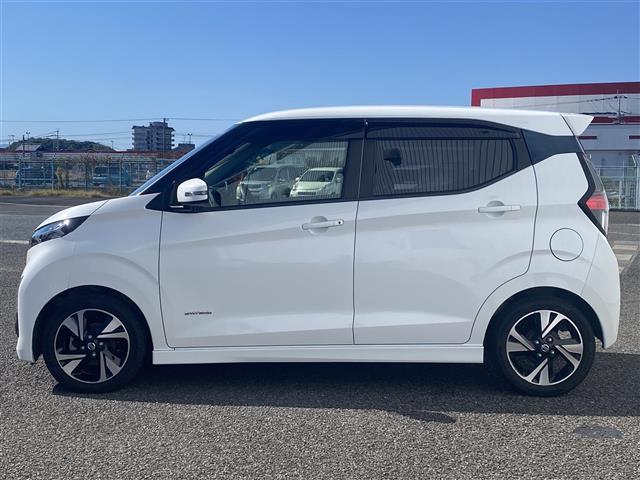 デイズ ハイウェイスター Gターボ 純正ナビフルセグTVバックカメラ前方ドラレコエマージェンシーブレーキ車線逸脱警報前後コーナーセンサーアイドリングストップETCステアリングリモコン電動格納ミラーミラーウインカープッシュスタート(32枚目)