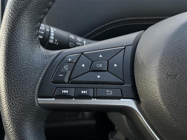 セレナ ハイウェイスター 25thスペシャルセレクションB 純正ナビ:フルセグTV/BT/DVD/AM,FM バックカメラ 追従型クルーズコントロール、レーンキープアシスト、標識検知機能 ドライブレコーダー、ETC、純正フロアマット(9枚目)