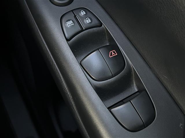 セレナ ハイウェイスター 25thスペシャルセレクションB 純正ナビ:フルセグTV/BT/DVD/AM,FM バックカメラ 追従型クルーズコントロール、レーンキープアシスト、標識検知機能 ドライブレコーダー、ETC、純正フロアマット(16枚目)