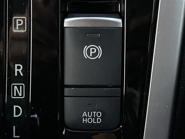 セレナ ハイウェイスター 25thスペシャルセレクションB 純正ナビ:フルセグTV/BT/DVD/AM,FM バックカメラ 追従型クルーズコントロール、レーンキープアシスト、標識検知機能 ドライブレコーダー、ETC、純正フロアマット(17枚目)