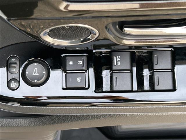 Ｎ－ＢＯＸカスタム Ｇ・Ｌホンダセンシング　社外メモリナビ　ワンセグＴＶ　ＤＶＤ再生　Ｂｌｕｅｔｏｏｔｈ接続　ＥＴＣ　アダプティブクルーズコントロール　バックカメラ　リアコーナーセンサー　衝突軽減　スマートキー　プッシュスタート　純正ＬＥＤ（19枚目）