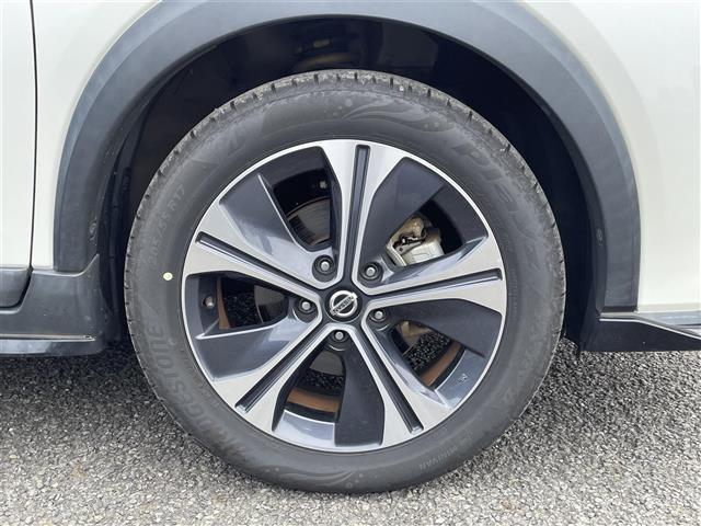 キックス Ｘ　ツートーンインテリアエディション　純正ナビフルセグＴＶ全方位カメラバックカメラビルトインＥＴＣ前方ドラレコプロパイロットオートクルーズコントロールインテリジェントルームミラーＤ／Ｎシートヒーター純正ＡＷ純正フロアマット（41枚目）