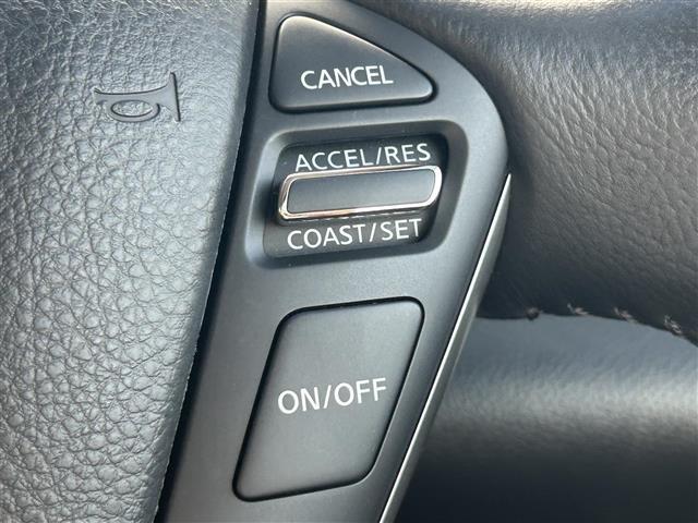 【　ステアリングスイッチ　】手元のスイッチでナビ操作が可能です！！非常に便利な機能です。取り付けのナビによってはオプション設定となっております！詳しくはスタッフまで♪