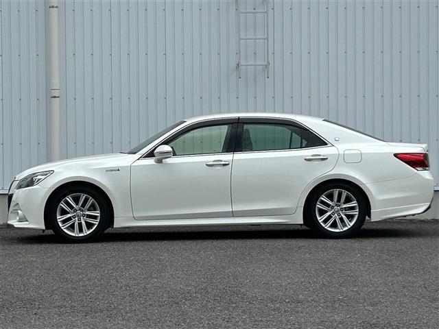 クラウンハイブリッド アスリートＳ　純正ナビ　フルセグ　ＤＶＤ再生　Ｂｌｕｅｔｏｏｔｈ　バックカメラ　追従クルーズコントロール　レーンキープアシスト　ＬＥＤオートライト　シートヒーター　パワーシート　ドラレコ　ＥＴＣ　純正１７ＡＷ（37枚目）