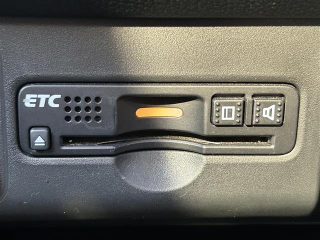 Ｎ－ＢＯＸ Ｇ　ＳＳパッケージ　純正８インチナビ　フルセグ　ＤＶＤ再生　Ｂｌｕｅｔｏｏｔｈ　バックカメラ　両側パワースライドドア　衝突軽減ブレーキ　ＨＩＤオートライト　シートヒーター　ビルトインＥＴＣ　スマートキー（15枚目）