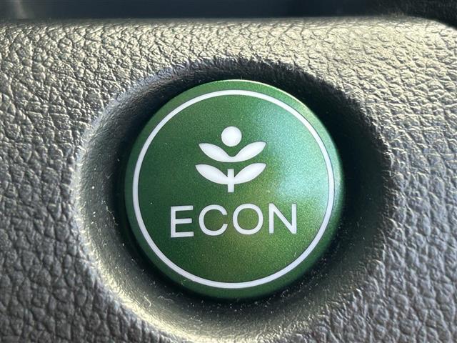 Ｎ－ＢＯＸ Ｇ　ＳＳパッケージ　純正８インチナビ　フルセグ　ＤＶＤ再生　Ｂｌｕｅｔｏｏｔｈ　バックカメラ　両側パワースライドドア　衝突軽減ブレーキ　ＨＩＤオートライト　シートヒーター　ビルトインＥＴＣ　スマートキー（20枚目）