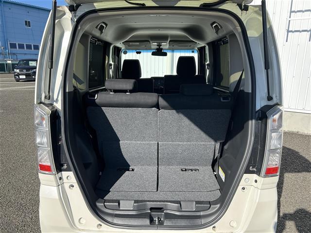 Ｎ－ＢＯＸ Ｇ　ＳＳパッケージ　純正８インチナビ　フルセグ　ＤＶＤ再生　Ｂｌｕｅｔｏｏｔｈ　バックカメラ　両側パワースライドドア　衝突軽減ブレーキ　ＨＩＤオートライト　シートヒーター　ビルトインＥＴＣ　スマートキー（30枚目）